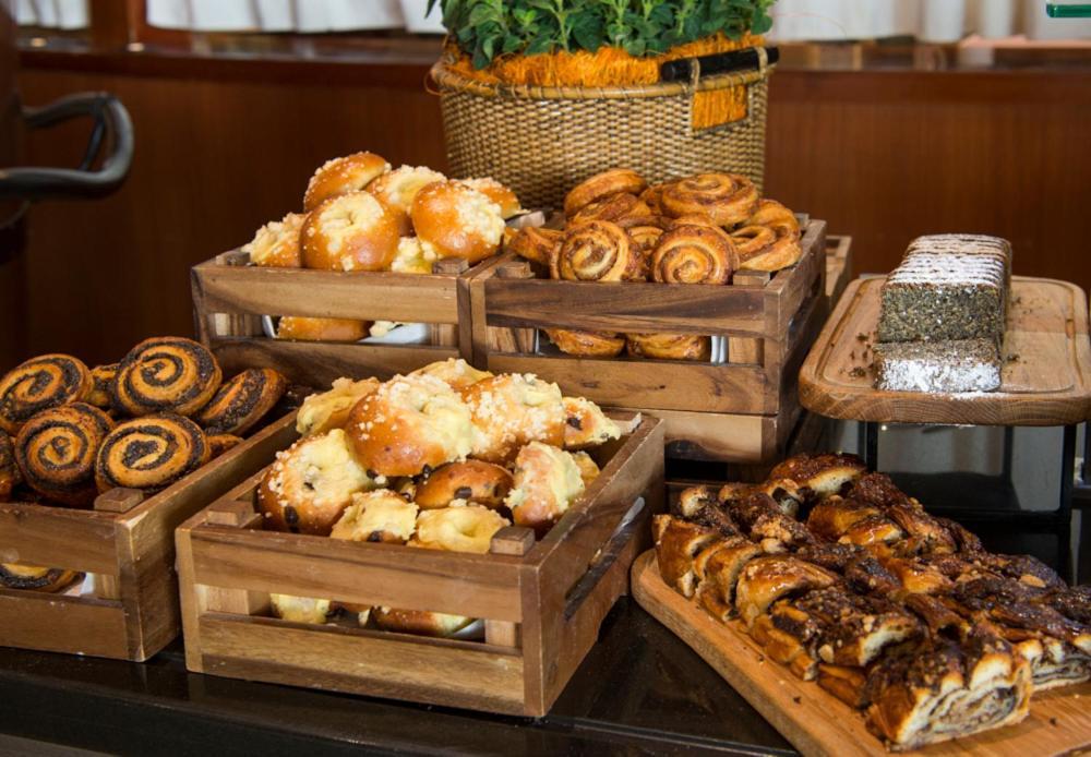 Dan Eilat Hotel Exterior foto Swedish pastries